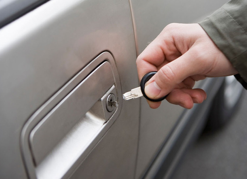 Refaire une clé de voiture